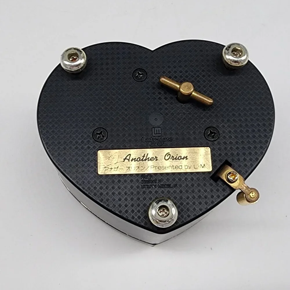 Heart Shaped Cupid Music Box With Arrow Paisley Interior Lady Mate Brand Decor